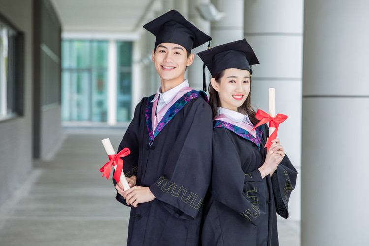 2025西安交通大学城市学院(XJTUCC)录取预测：基于2022-2024各省分数线大数据分析
