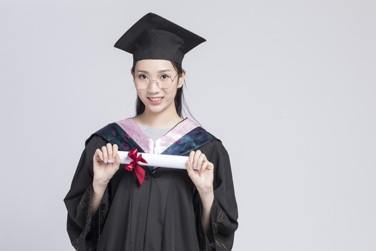 大连交通大学（Dalian Jiaotong University）近三年招生数据全景分析：2022-2024录取趋势与2025报考指南