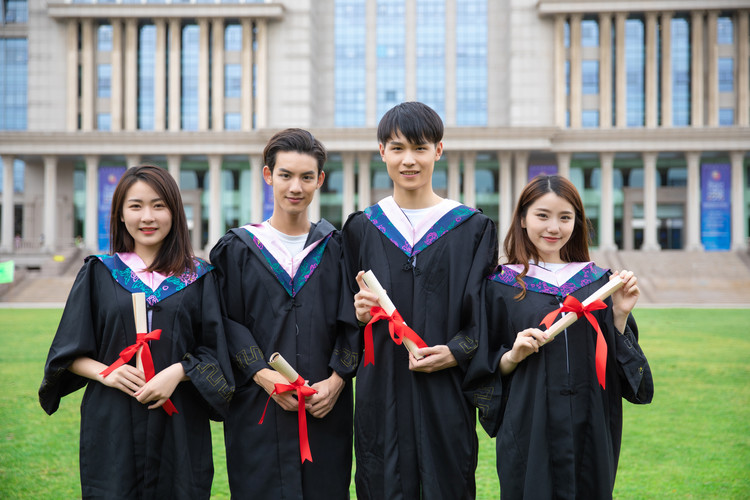襄阳科技职业学院(襄科职院)四川考区录取数据全解析：2022-2024年分数线趋势与专业排名