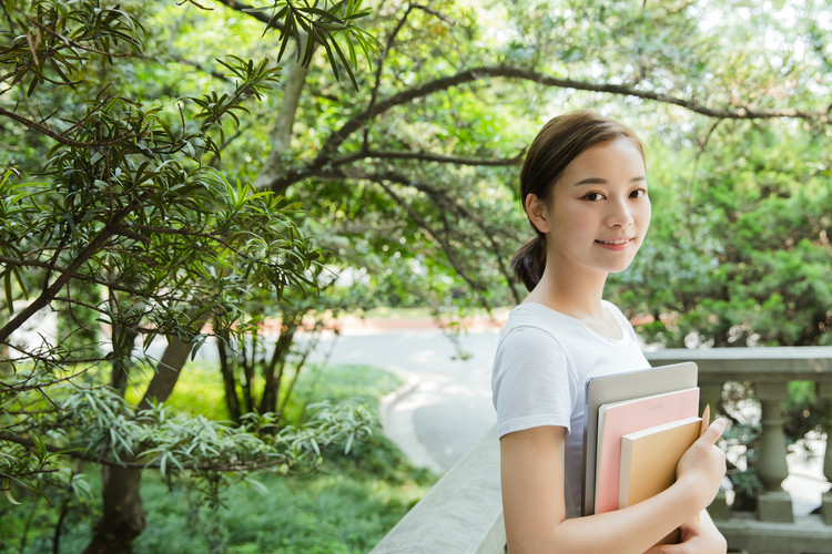 辽宁职业学院四川录取数据全景（2022-2024）：文理科分数线与位次深度解析