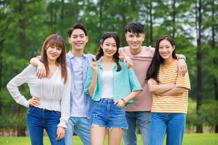 益阳职业技术学院(Yiyang Vocational Technical College)四川考区录取数据全解析：2022-2024分数线趋势与专业对比