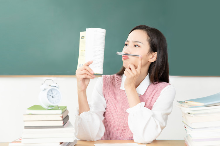 辽宁省交通高等专科学校(LNCC)2019-2021年四川招生数据分析：文理科录取线全解读