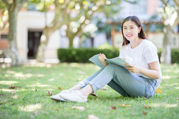贵州财经大学（Guizhou University of Finance and Economics）近三年招生数据全景分析：2025届考生择校指南