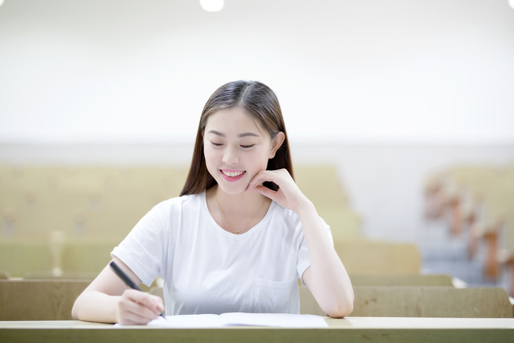 曲阜师范大学2024河北录取数据权威发布：物理类522分可报考